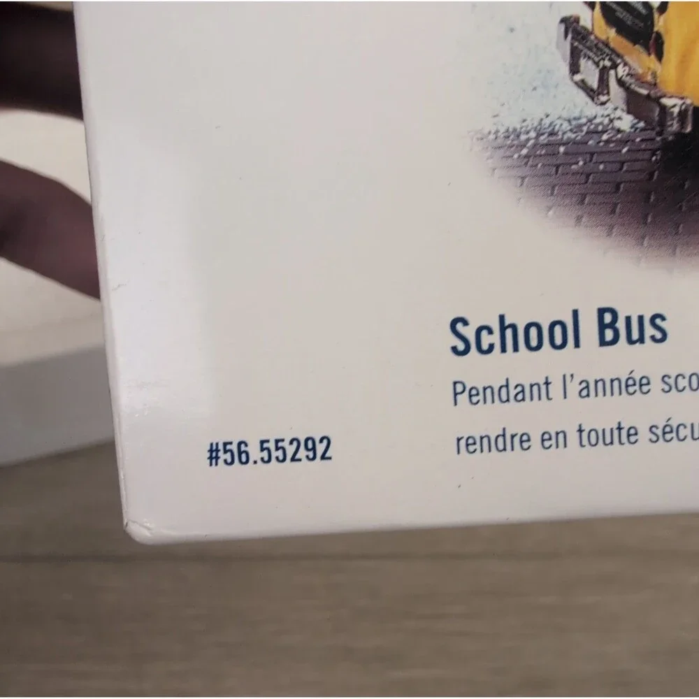 Dept 56  Snow Village - School Bus Classic Cars #55292